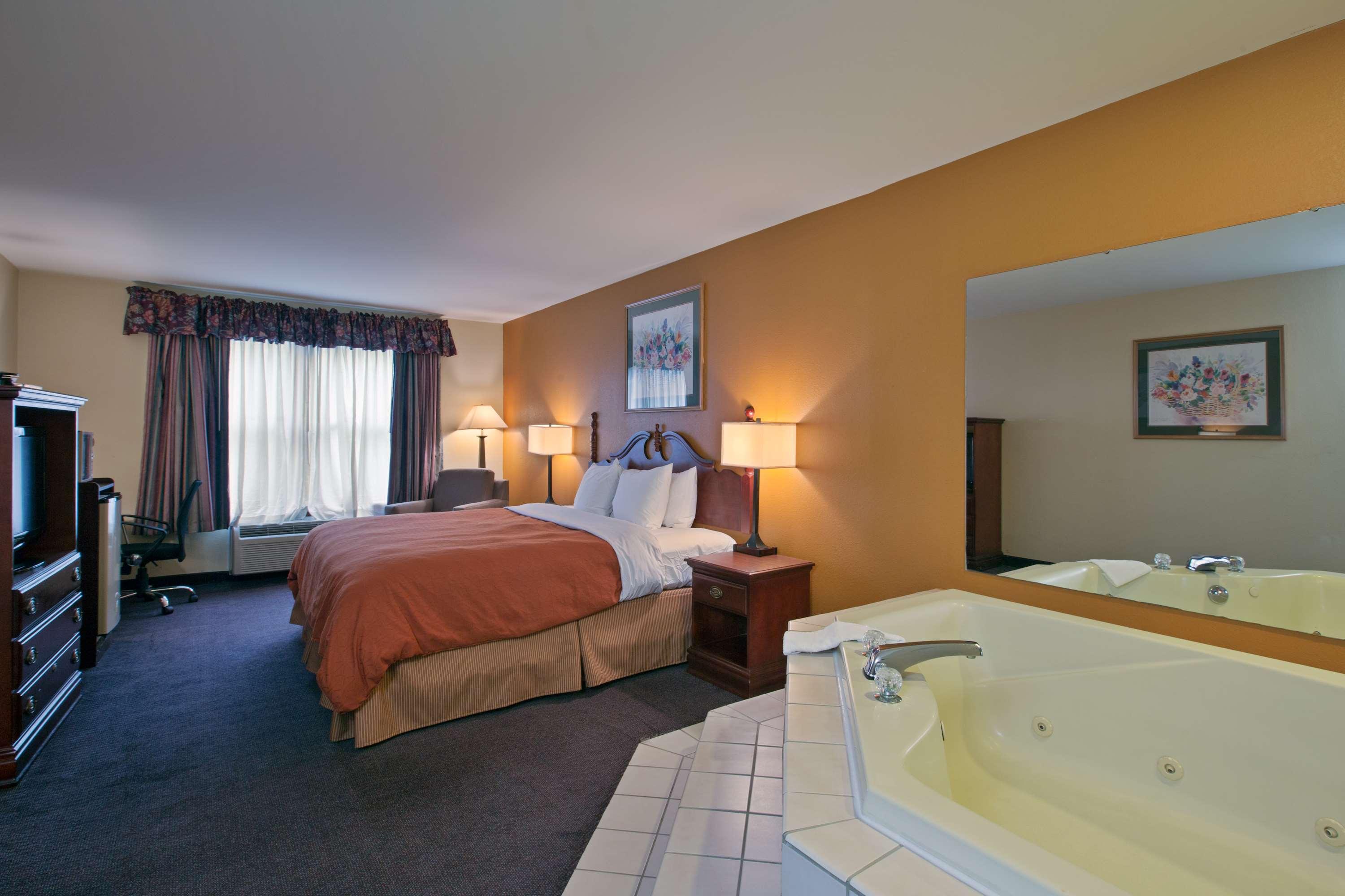 Country Inn & Suites By Radisson, Richmond I-95 South, Va Bellwood Εξωτερικό φωτογραφία