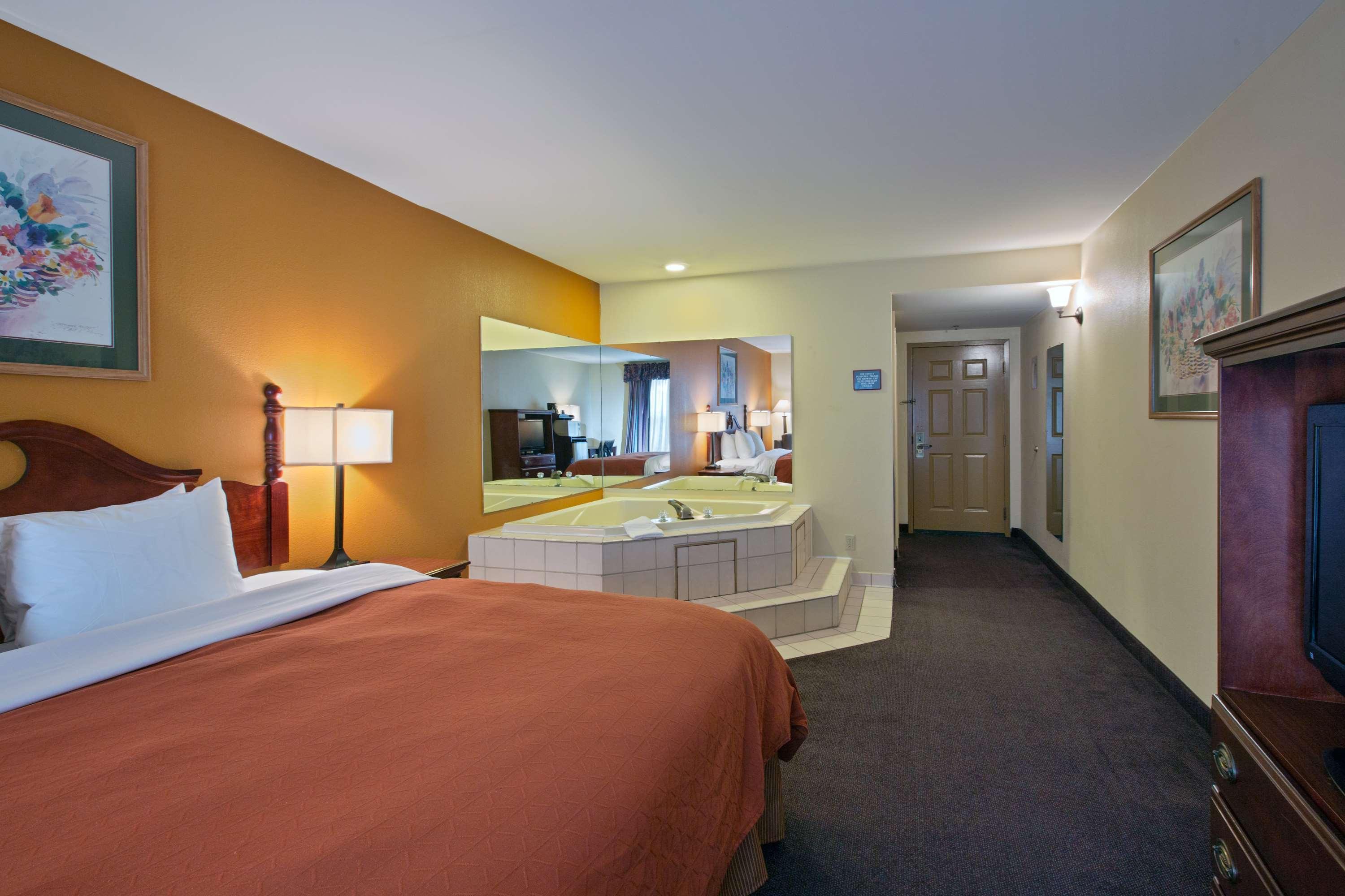Country Inn & Suites By Radisson, Richmond I-95 South, Va Bellwood Εξωτερικό φωτογραφία