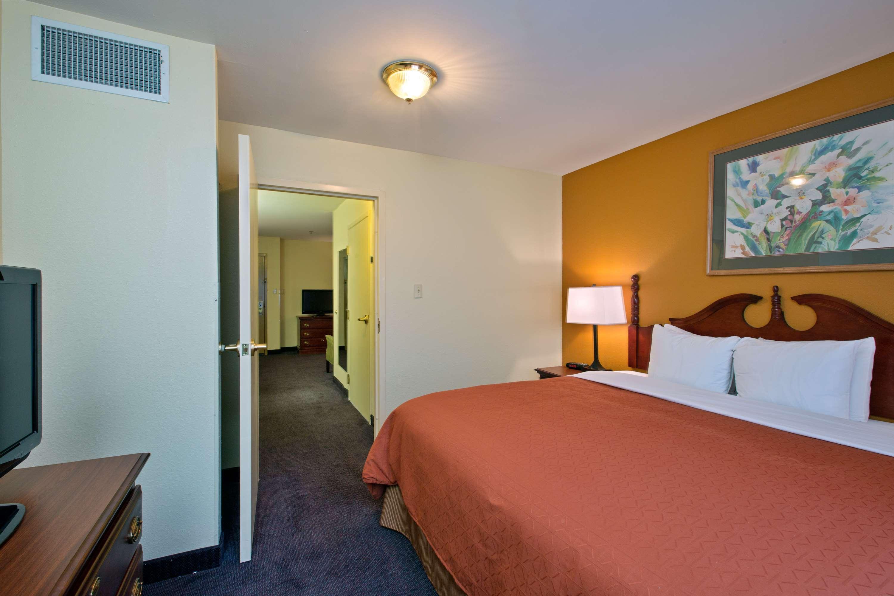 Country Inn & Suites By Radisson, Richmond I-95 South, Va Bellwood Εξωτερικό φωτογραφία